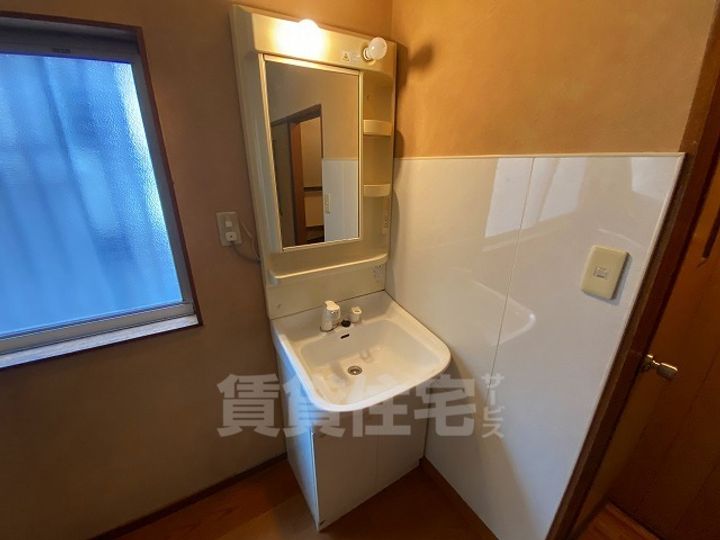 大阪府東大阪市若江西新町1丁目(一戸建)の賃貸物件の内装