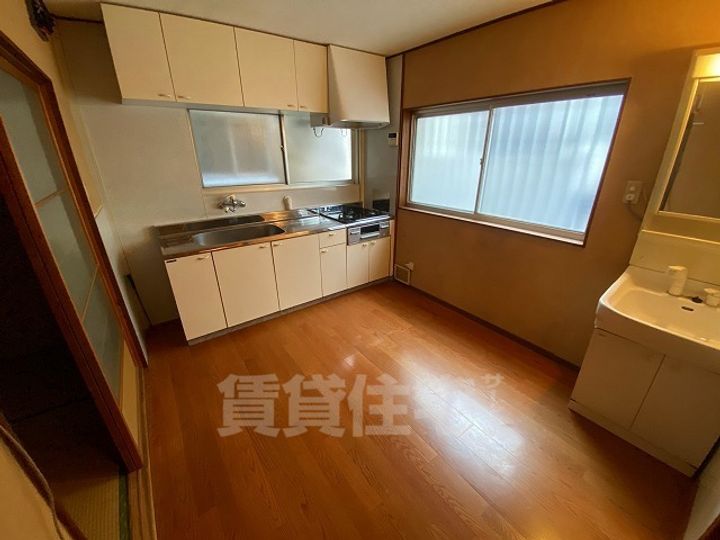 大阪府東大阪市若江西新町1丁目(一戸建)の賃貸物件の居間