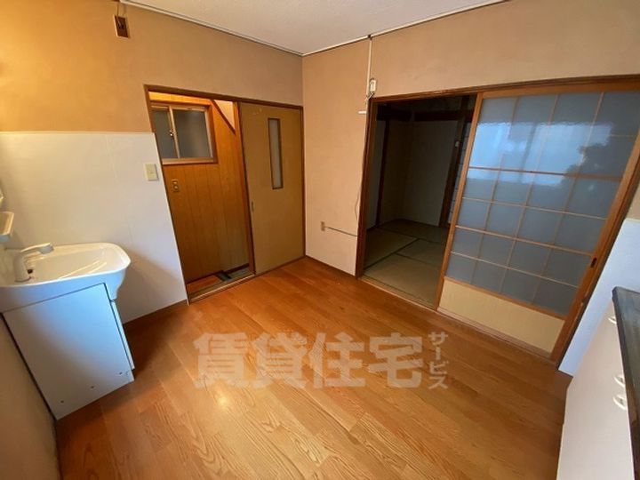 大阪府東大阪市若江西新町1丁目(一戸建)の賃貸物件の居間