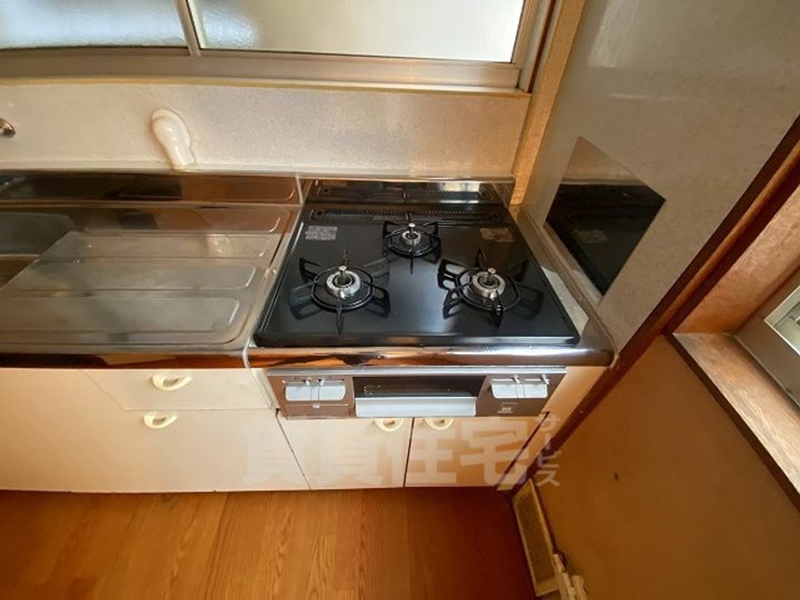 大阪府東大阪市若江西新町1丁目(一戸建)の賃貸物件のキッチン