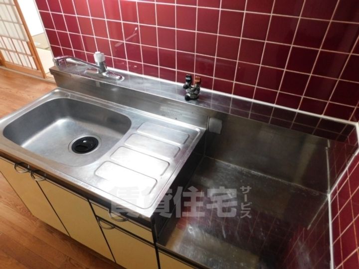 大阪府大阪市住吉区我孫子東2丁目の賃貸マンションのキッチン