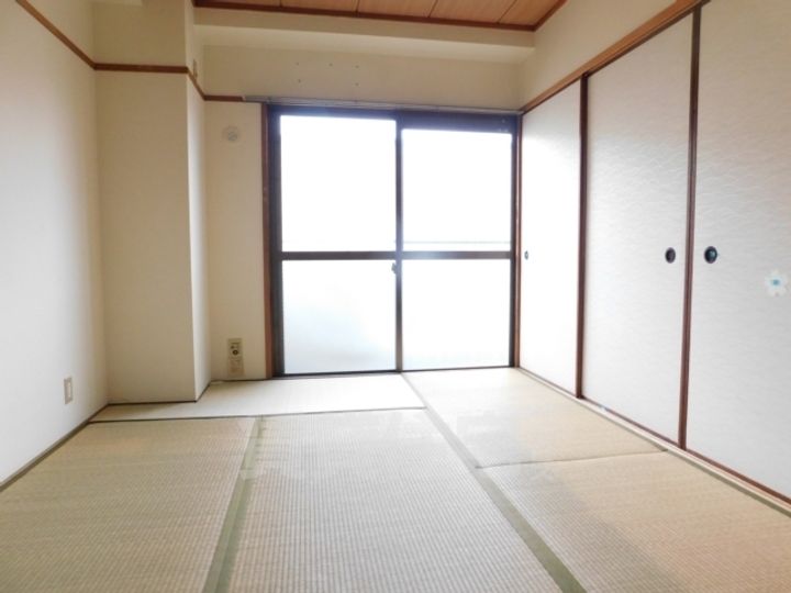 大阪府大阪市住吉区我孫子東2丁目の賃貸マンションの寝室