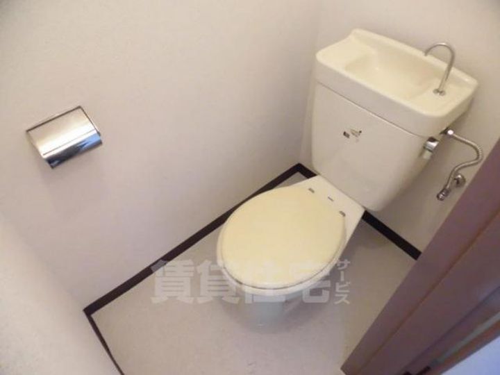 大阪府豊中市螢池中町2丁目の賃貸マンションの内装