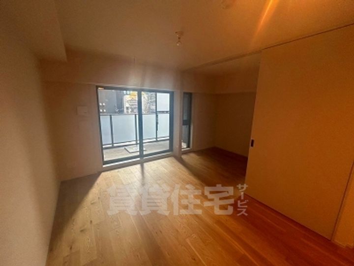 ローレルアイ名駅東の居間