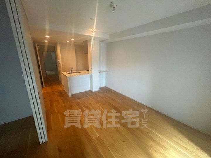 ローレルアイ名駅東の居間