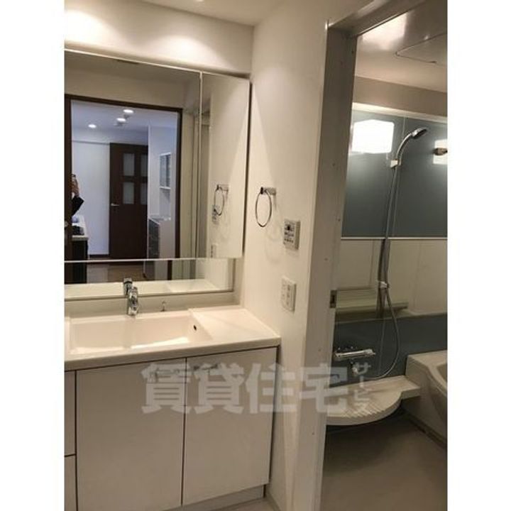 ロイヤルパークス千種の内装