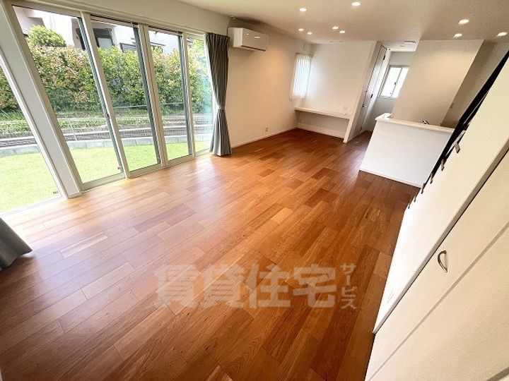 奈良県奈良市中町(一戸建)の賃貸物件の居間