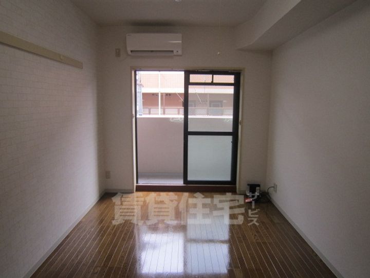 エトール6の居間