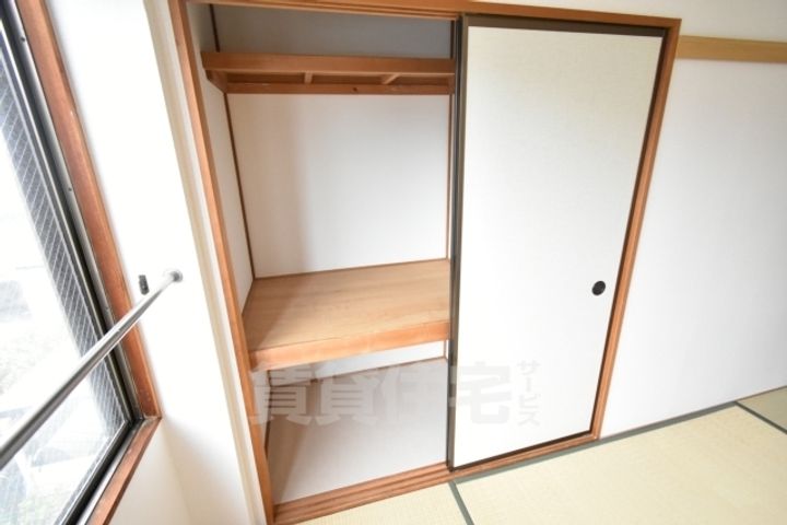大歳ハイツの内装