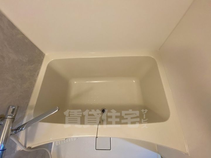 COSMO WAKAEMINAMIの風呂