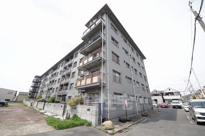 PALMIZIO瓢箪山の外観