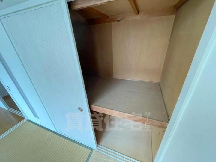 大阪府豊中市浜2丁目の賃貸マンションの内装