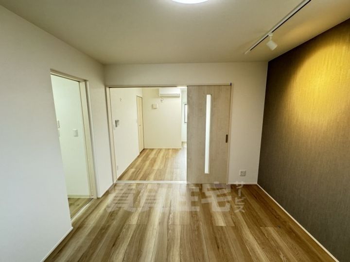 フジパレス西宮春風公園2番館の居間