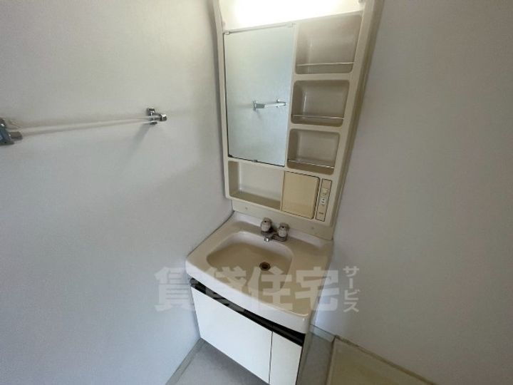 大島ビル城下の内装