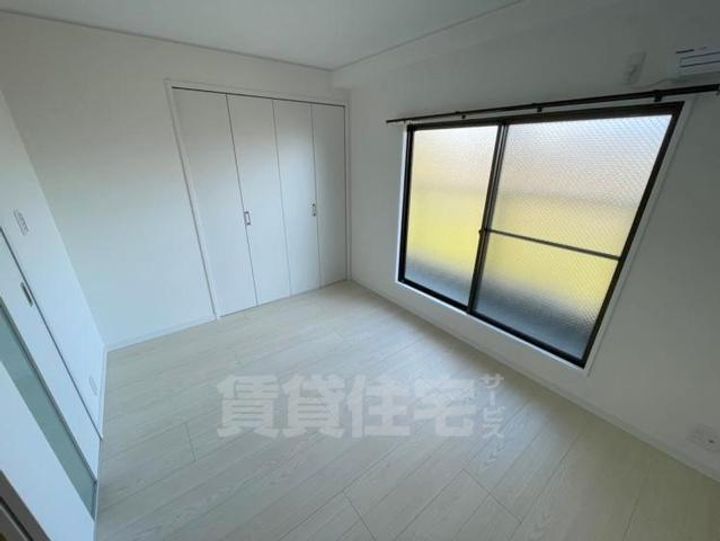 服部マンションの居間