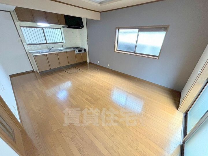 大阪府富田林市西板持町7丁目(一戸建)の賃貸物件の居間