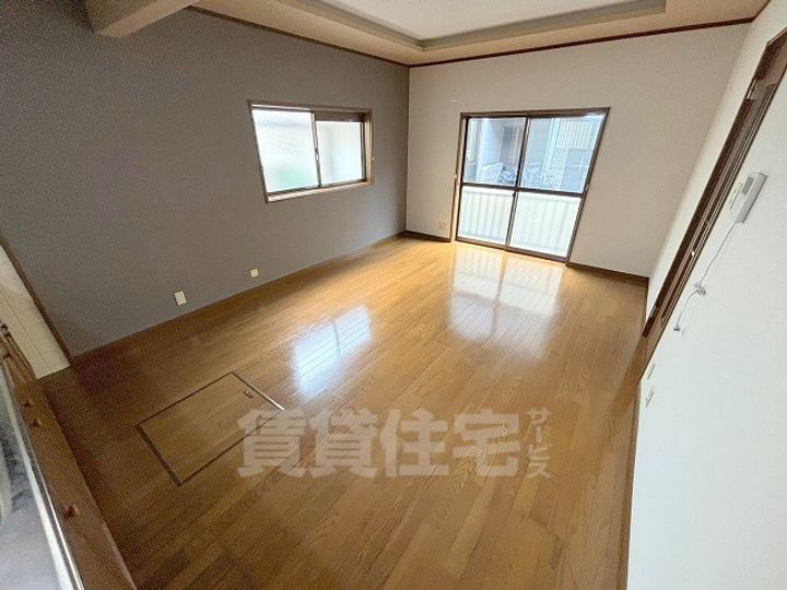 大阪府富田林市西板持町7丁目(一戸建)の賃貸物件の居間