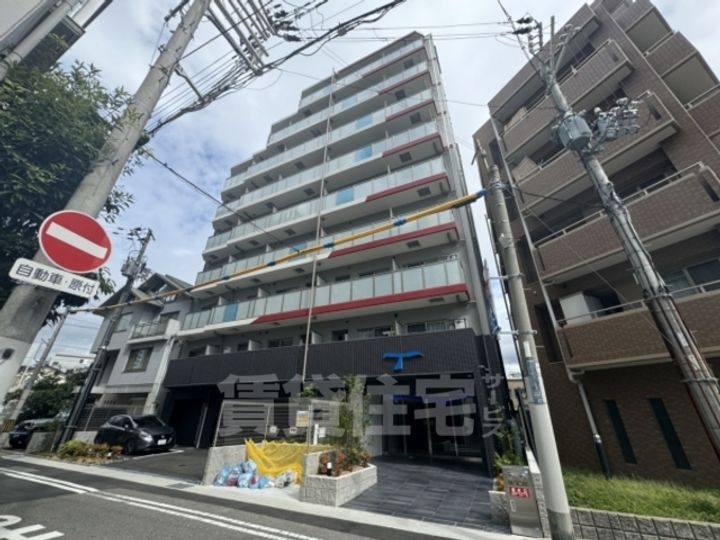 セレニテ兵庫エクラの外観