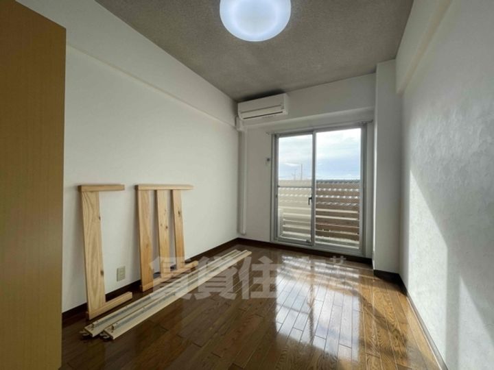 パンブロス5322の居間