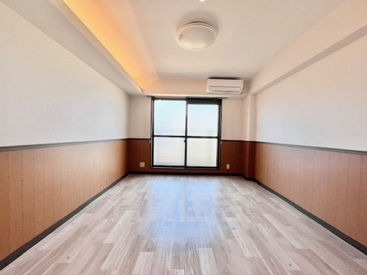 大阪府高槻市富田町3丁目の賃貸マンションの居間