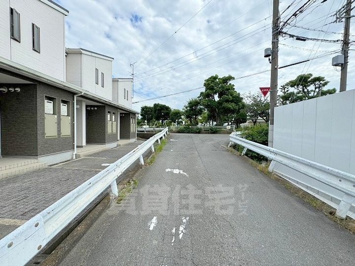 アスピリア古池の周辺