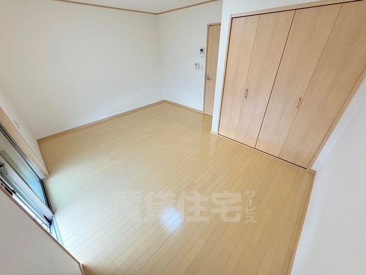 アスピリア古池の居間