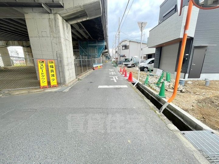 Nexs USUIの周辺