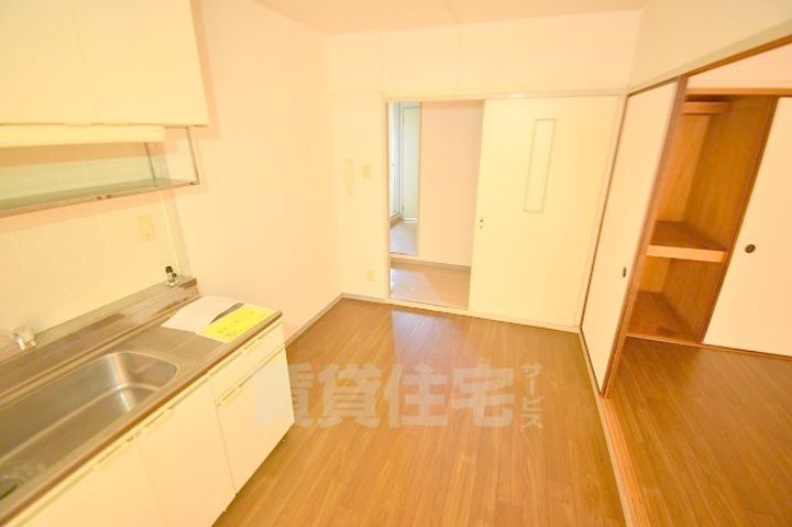 リーフマンションの居間