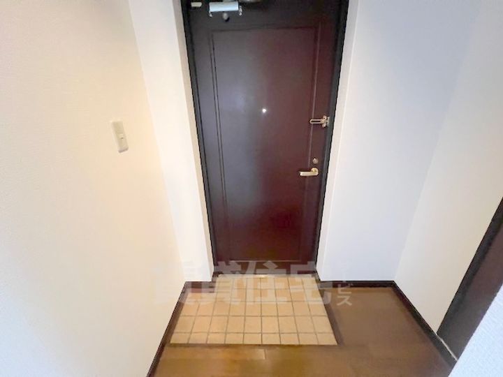 リビングゾーン88 A棟の玄関