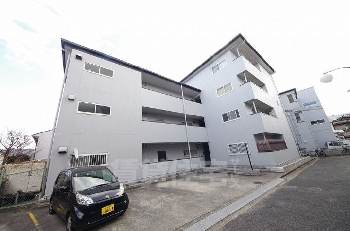 大阪府八尾市山本町北7丁目の賃貸マンションの外観