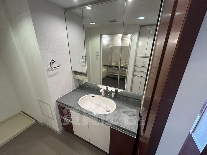 ライオンズヒルズ高峯 参番館の内装