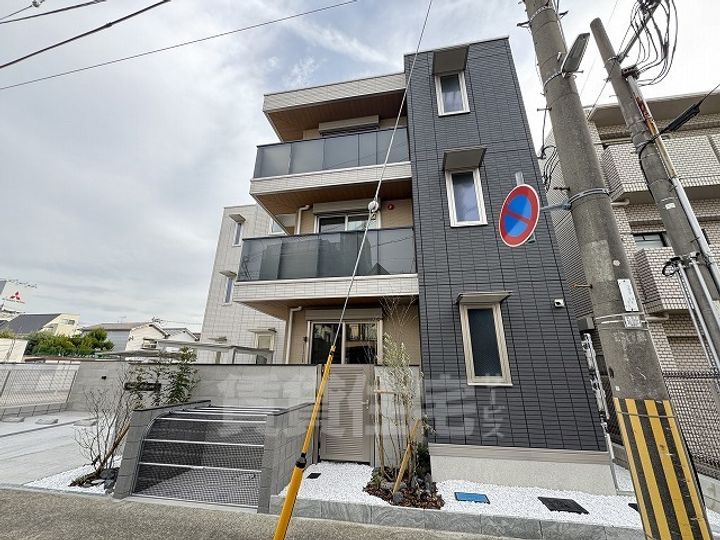 クラシスト甲子園一番町 1の外観