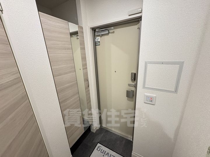 クラシスト甲子園一番町 1の玄関