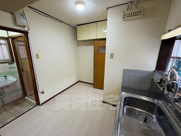 大阪府東大阪市若江東町1丁目(一戸建)の賃貸物件の居間
