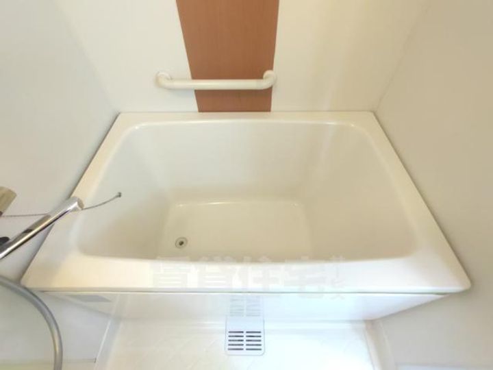 大阪府茨木市東太田3丁目の賃貸マンションの風呂