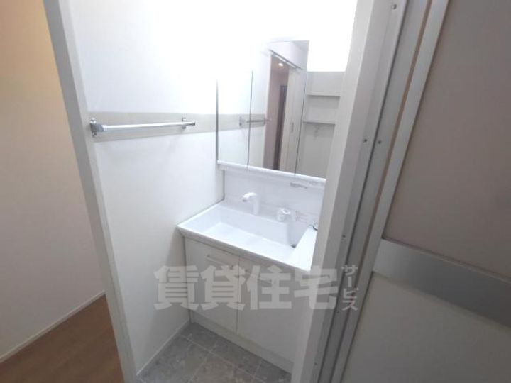 大阪府茨木市東太田3丁目の賃貸マンションの内装