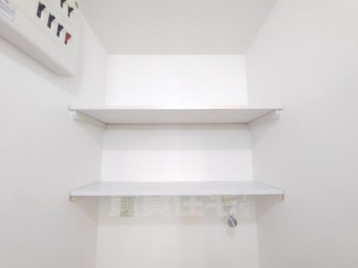 大阪府茨木市東太田3丁目の賃貸マンションの内装