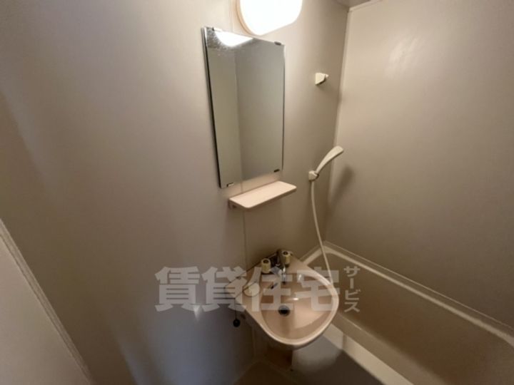 パールエッグクノキの内装