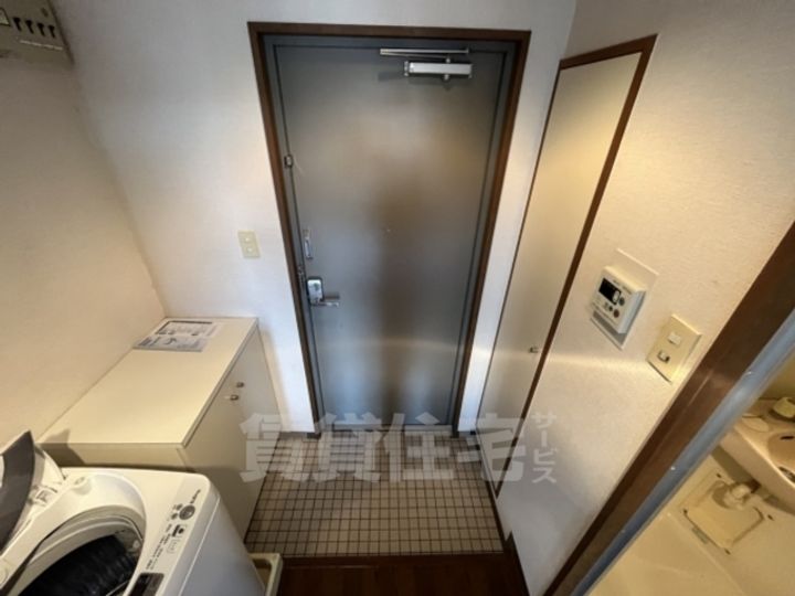 パールエッグクノキの玄関