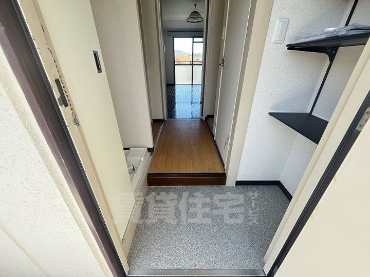 セカンドハウス88B棟の玄関