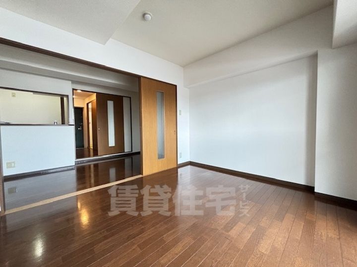 大阪府大阪市住吉区山之内4丁目の賃貸マンションの内装
