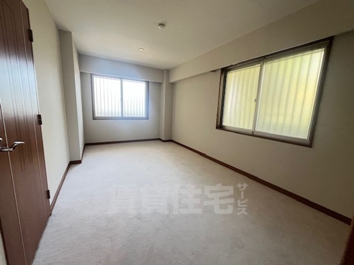 名次町ロジュマンの寝室