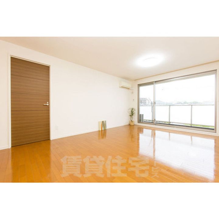 プライムメゾン富士見台の居間