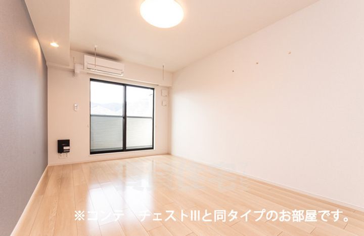 コーポハピネス白砂の居間