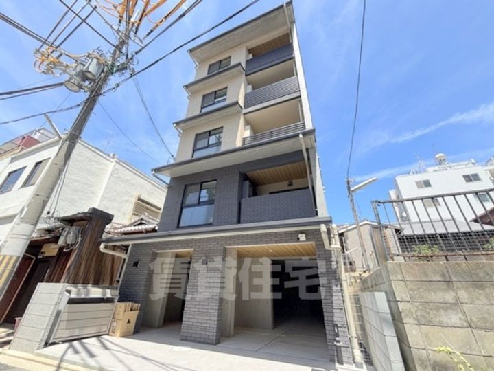 ラス・パルマス京小町の外観