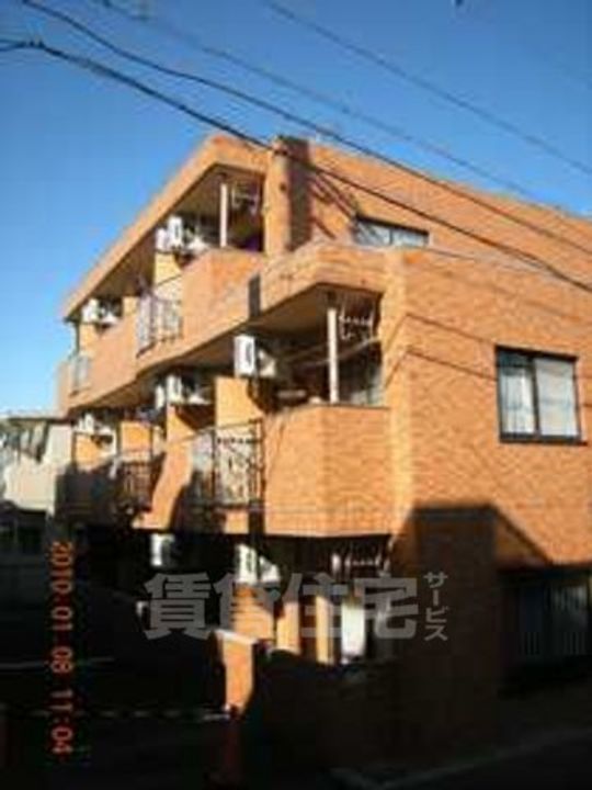 ヒルズ本山南の外観