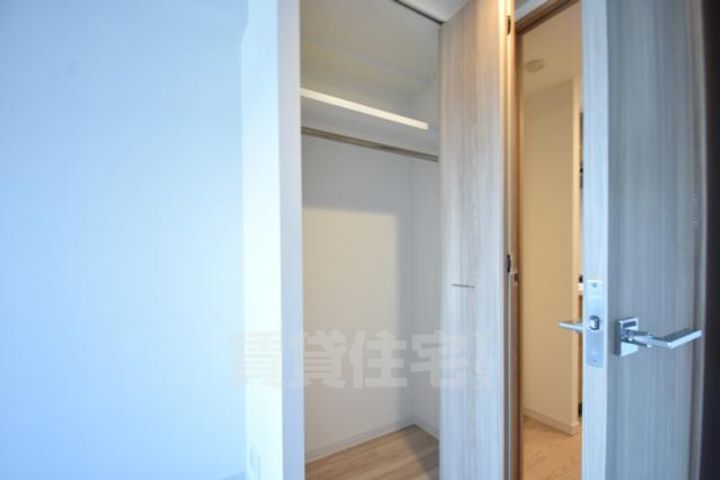 大阪府堺市西区浜寺石津町中1丁の賃貸マンションの内装