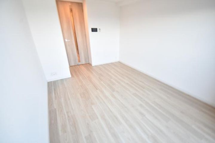 大阪府堺市西区浜寺石津町中1丁の賃貸マンションの寝室