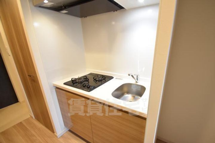 大阪府堺市西区浜寺石津町中1丁の賃貸マンションのキッチン