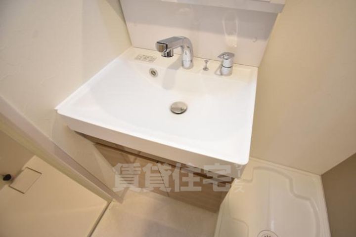 大阪府堺市西区浜寺石津町中1丁の賃貸マンションの内装